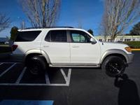 2001 Toyota Sequoia V8 4.7L / 3RD SEAT / NEW TIMING BELT / LIFTED + M M Investment Cars - Portland - Image 5