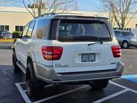 2001 Toyota Sequoia V8 4.7L / 3RD SEAT / NEW TIMING BELT / LIFTED + M M Investment Cars - Portland - Image 8
