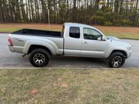 2006 Toyota Tacoma Pre Runner V6 RWD Access otp west - Image 5