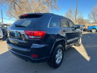 2013 Jeep Grand Cherokee Laredo X 4WD WE FINANCE! ALL CREDIT WELCOME NO DEALER FEES - Image 5