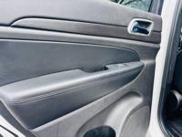 >> 2018 Jeep Grand Cherokee / Leather Seats / as LOW as Dn << Payments @ or Less / Call NOW 4O4-957-O743 DEE..... - Image 6