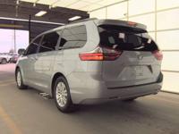 2017 Toyota Sienna XLE FWD 86k miles 1 Owner Clean History / Title XLE I can save you TIME / MONEY on any vehicle you want - Image 8