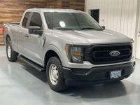 2023 Ford F-150 4x4 4WD F150 XL Super Cab 4dr / 3.3L V6 / Backup CameM&M Investment Cars - Gladstone - Image 3