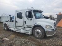 2005 Freightliner Sport Chassis Cat C7 Rv Toter Hauler , Runs Great Eugene,Oregon