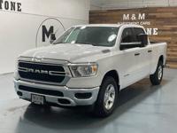 2019 RAM 1500 4x4 4WD Dodge Tradesman Crew Cab / 5.7L V8 Hemi / LOCALM&M Investment Cars - Gladstone - Image 2