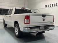 2019 RAM 1500 4x4 4WD Dodge Tradesman Crew Cab / 5.7L V8 Hemi / LOCALM&M Investment Cars - Gladstone - Image 8