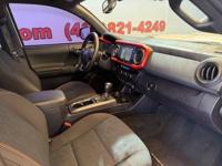2017 Toyota Tacoma TRD Sport 4x2 4dr Double Cab 5.0 ft SB Pickup Truc Maxum Motors - Image 8