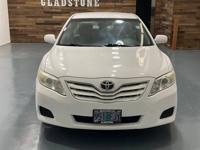 2011 Toyota Camry LE Sedan 2.5L 4 Cyl / LOCAL CAR /135K MILES SedanM&M Investment Cars - Gladstone - Image 6