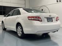 2011 Toyota Camry LE Sedan 2.5L 4 Cyl / LOCAL CAR /135K MILES SedanM&M Investment Cars - Gladstone - Image 9