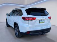 2019 Toyota Highlander XLE SUV Escondido Auto Super Center - Image 5