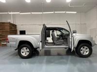2005 Toyota Tacoma 4x4 4WD V6 TRD SPORT / 6-SPEED MANUAL / LIFTED LIFM&M Investment Cars - Gladstone - Image 7