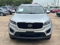 2017 Kia Sorento LX. . . .IN HOUSE FINACING . . . down -206-3054. .👍☎ - Image 3