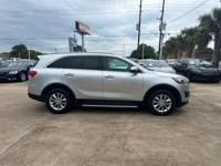 2017 Kia Sorento LX. . . .IN HOUSE FINACING . . . down -206-3054. .👍☎ - Image 5
