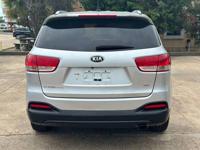 2017 Kia Sorento LX. . . .IN HOUSE FINACING . . . down -206-3054. .👍☎ - Image 7