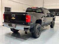 2015 Chevrolet Silverado 3500 4x4 4WD Chevy LTZ Crew Cab / 6.6L DURAMM&M Investment Cars - Gladstone - Image 9