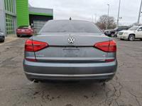 2016 VOLKSWAGEN PASSAT WAUKEGAN, ILLINOIS - Image 8