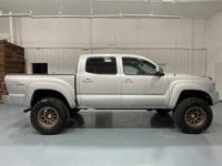 2013 Toyota Tacoma 4x4 4WD TRD Sport Double Cab / NEW LIFT +WHEELS +TM&M Investment Cars - Gladstone - Image 5