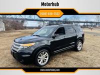 2013 Ford Explorer XLT AWD 4dr SUV _Ford_ _Explorer_ _Sedan_ - Image 2