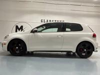 2012 Volkswagen GTI VW Hatchback 2 Dr / 2.0L 4 Cyl Turbo / 6-SPEED MANUAM&M Investment Cars - Gladstone - Image 4