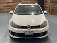 2012 Volkswagen GTI VW Hatchback 2 Dr / 2.0L 4 Cyl Turbo / 6-SPEED MANUAM&M Investment Cars - Gladstone - Image 6
