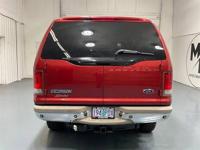 2001 Ford Excursion 4x4 4WD Limited / 7.3L DIESEL / ZERO RUST / NEW TM&M Investment Cars - Gladstone - Image 7