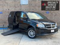 2016 Dodge Grand Caravan Wheelchair Accessible Handicap Mobility Van Skokie - Image 4
