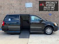 2016 Chrysler Town and Country Handicap Mobility Wheelchair Van Skokie - Image 3