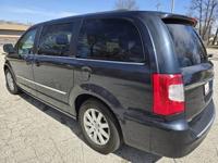 2014 CHRYSLER TOWN AND COUNTRY ZION ILLINOIS - Image 7