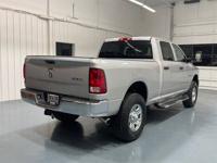 2013 RAM 3500 4x4 4WD Dodge Tradesman Crew Cab / 6.7L DIESEL / SHORTM&M Investment Cars - Gladstone - Image 9