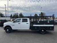 2018 Ram 3500 Chassis Cab 4x4 4WD Dodge Tradesman Crew Cab Chassis-Cab Mcloughlin Chevrolet OR - Image 3