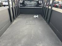 2018 Ram 3500 Chassis Cab 4x4 4WD Dodge Tradesman Crew Cab Chassis-Cab Mcloughlin Chevrolet OR - Image 6