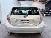 2012 Toyota Prius c Electric Two Hatchback 4D Hatchback PDX Motors - Image 8
