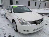 2012 Nissan Altima 3.5 SR *82k LOW MILES* Leather, sunroof, backup cam WE FINANCE BAD CREDIT OR NO CREDIT @ RING Aautosales.com - Image 3