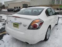 2012 Nissan Altima 3.5 SR *82k LOW MILES* Leather, sunroof, backup cam WE FINANCE BAD CREDIT OR NO CREDIT @ RING Aautosales.com - Image 5