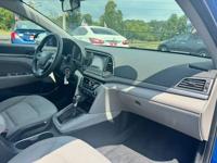 2017 *Hyundai* *ELANTRA* *SE* Credit Friendly Financing Since 1963 Hyundai ELANTRA - Image 5