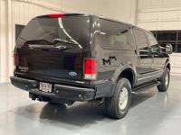 2002 Ford Excursion 4x4 4WD Limited / 7.3L DIESEL / ONLY 92,000 MILESM&M Investment Cars - Gladstone - Image 8