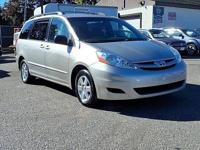 2009 Toyota Sienna LE 7 Passenger 4dr Mini Van long island