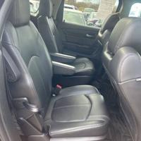 2017 Chevrolet Traverse LT Sport Utility 4D GLOUCESTER CITY - Image 6