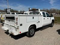2017 CHEVROLET K2500 GAS 4WD LT DOUBLE CAB UTILITY BED NOBLE - Image 5