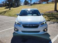 2017 SUBARU IMPREZA Limited /SUNROOF White Only 43k Englewood - Image 5