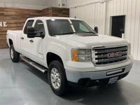 2014 GMC Sierra 3500 SLE 4X4 6.0L V8 GAS / SRW / NEW TIRES /LONG BED 3500 HD + MM Investment Cars-Gladstone / WE SHIP NATIONWIDE - Image 3