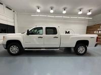 2014 GMC Sierra 3500 SLE 4X4 6.0L V8 GAS / SRW / NEW TIRES /LONG BED 3500 HD + MM Investment Cars-Gladstone / WE SHIP NATIONWIDE - Image 4