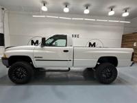 2001 Dodge Ram 2500 SLT 4X4 5.9L DIESEL / REGULAR CAB/NEW WHEELS TIRES 2500 + MM Investment Cars-Gladstone / WE SHIP NATIONWIDE - Image 4