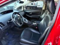 2015 Toyota Prius Persona Series 4dr Hatchback CRYSTAL AUTO SALES INC ~ 2204 Nolensville Pike NASHVILLE - Image 8