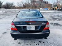 2009 Mercedes-Benz E Class E 350 4MATIC AWD 4dr Sedan _Mercedes-Benz_ _E Class_ _Sedan_ - Image 5