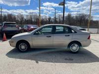 2006 Ford Focus 4dr Sdn ZX4 SES pennsauken - Image 3