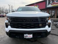2024 Chevrolet Silverado 1500 - Only 60,000 miles! Oak Forest - Image 3
