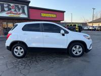 2020 Chevrolet Trax LS - Extra clean! Oak Forest - Image 9