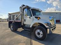 2010 INTERNATIONAL 7400 DT466 HD Dump Truck Auto 49K Low Mi SS 1 Own ! St Joseph Mo - Image 4