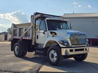 2010 INTERNATIONAL 7400 DT466 HD Dump Truck Auto 49K Low Mi SS 1 Own ! St Joseph Mo - Image 9